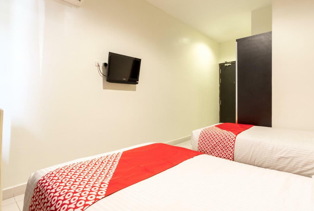 Oyo Flagship 1348 Hotel Home Anaya Medan Dış mekan fotoğraf